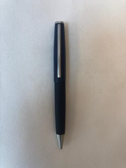 Pen